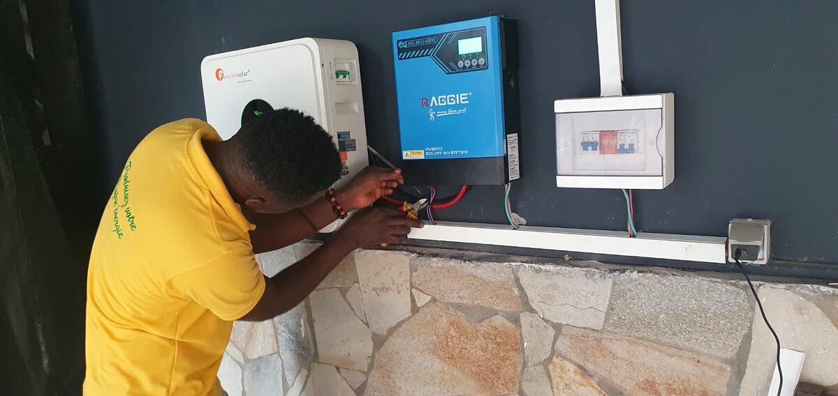 Installation et mise en service — Cameroun Energy