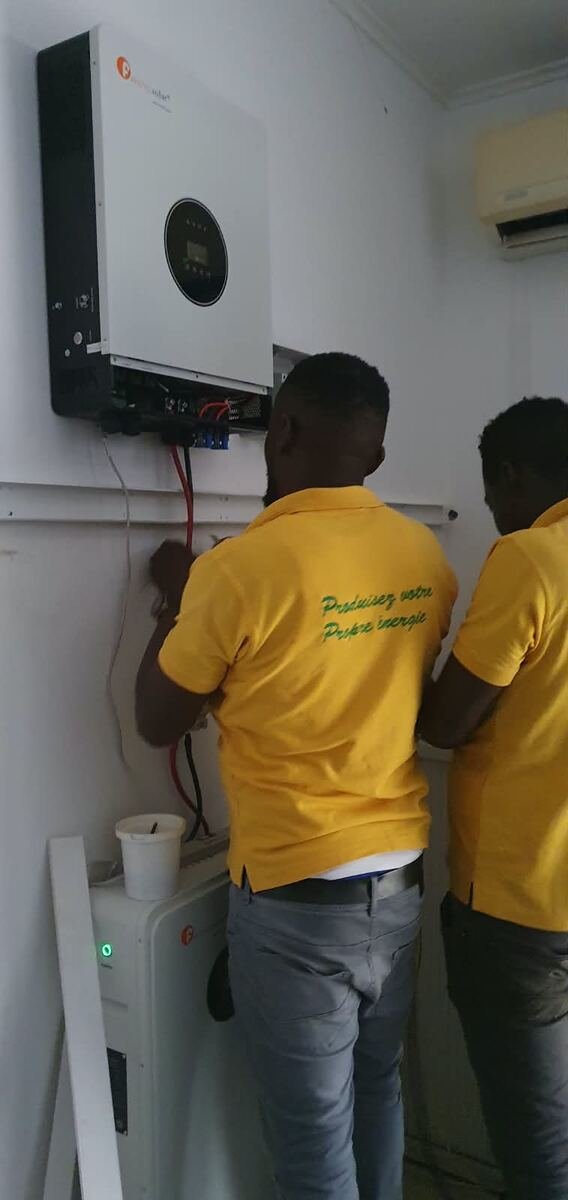 Installation et mise en service — Cameroun Energy