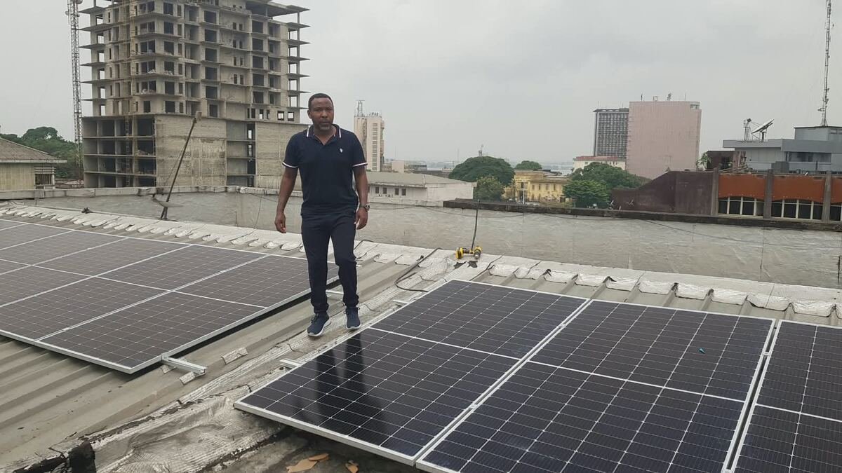 Grand chantier — centrale solaire en toiture — Cameroun Energy