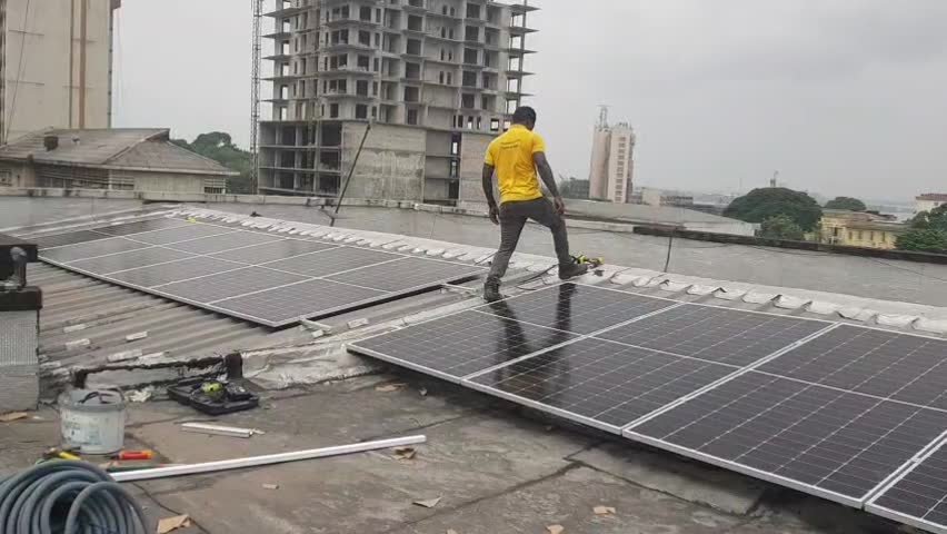 Vidéo — sur le chantier — Cameroun Energy