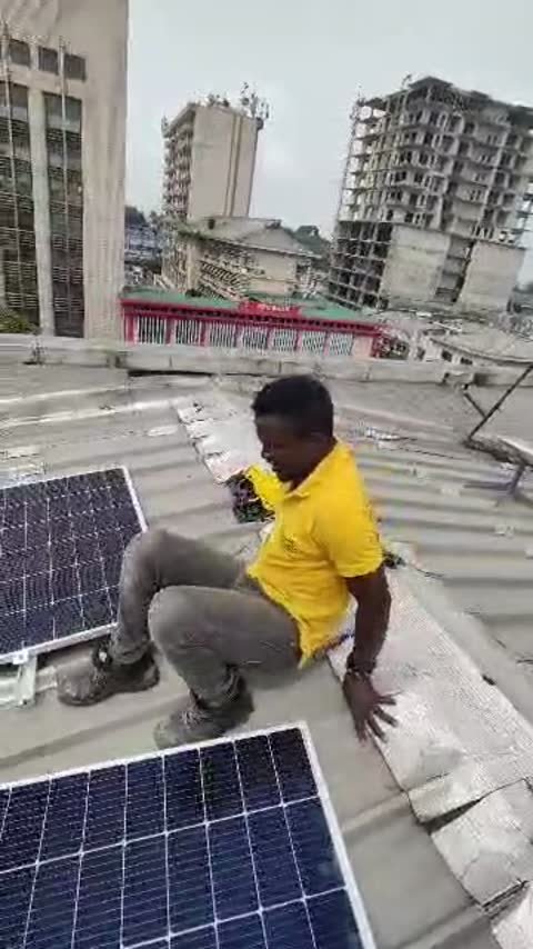 Vidéo — sur le chantier — Cameroun Energy