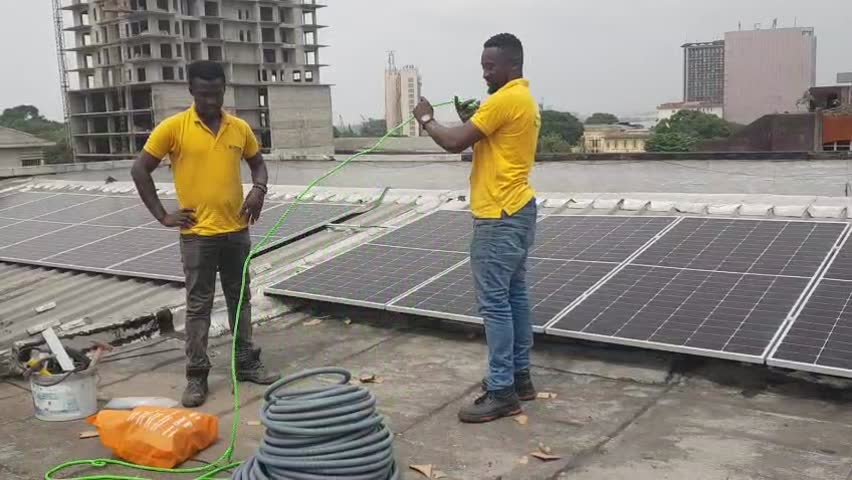 Vidéo — sur le chantier — Cameroun Energy