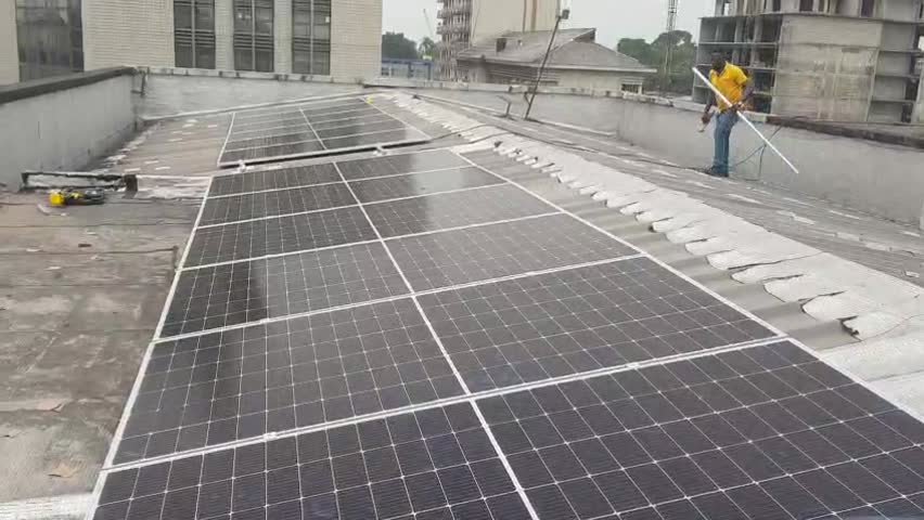 Vidéo — sur le chantier — Cameroun Energy
